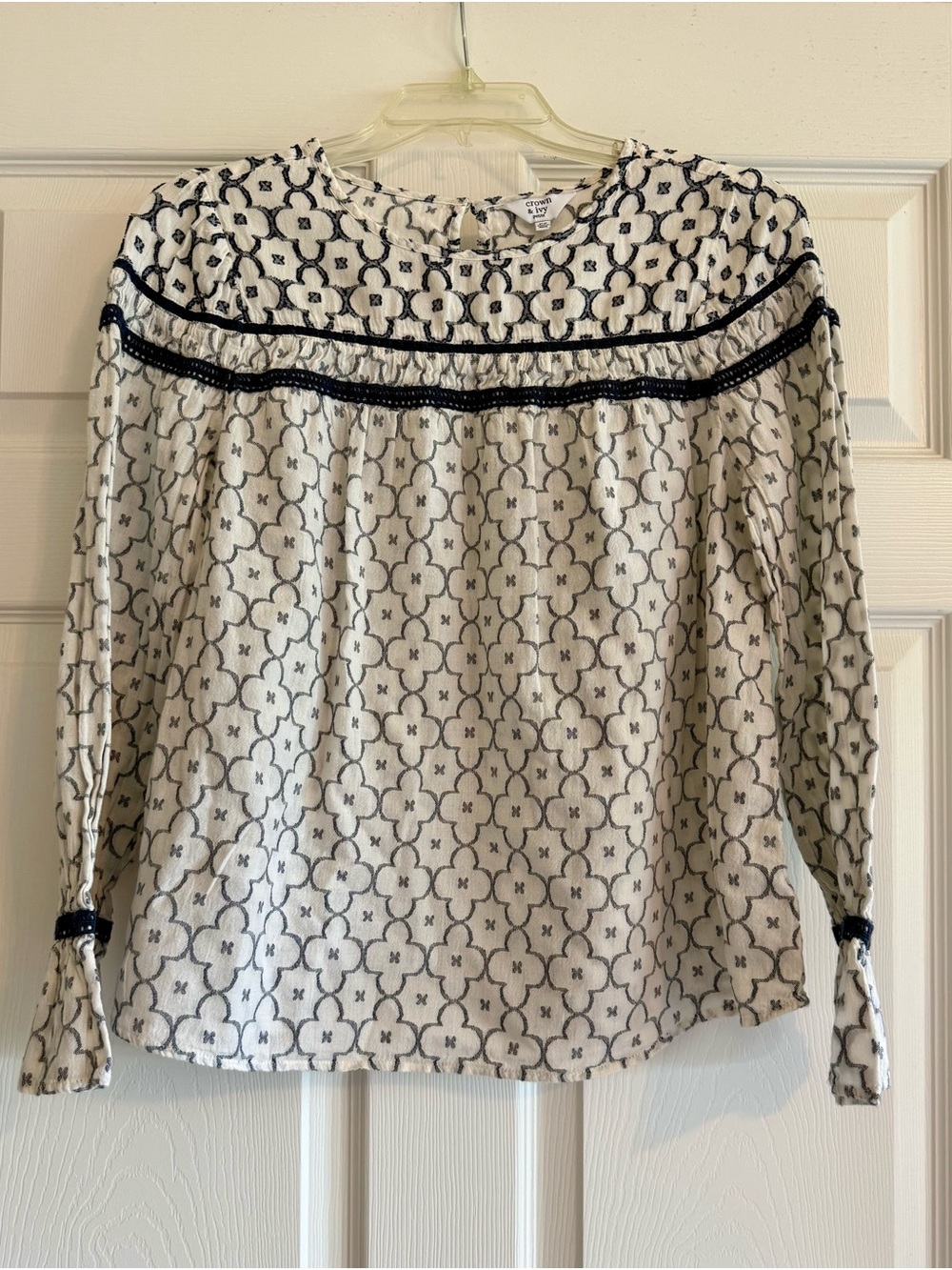 Crown & Ivy Cream and Navy Patterned Long-Sleeve Blouse